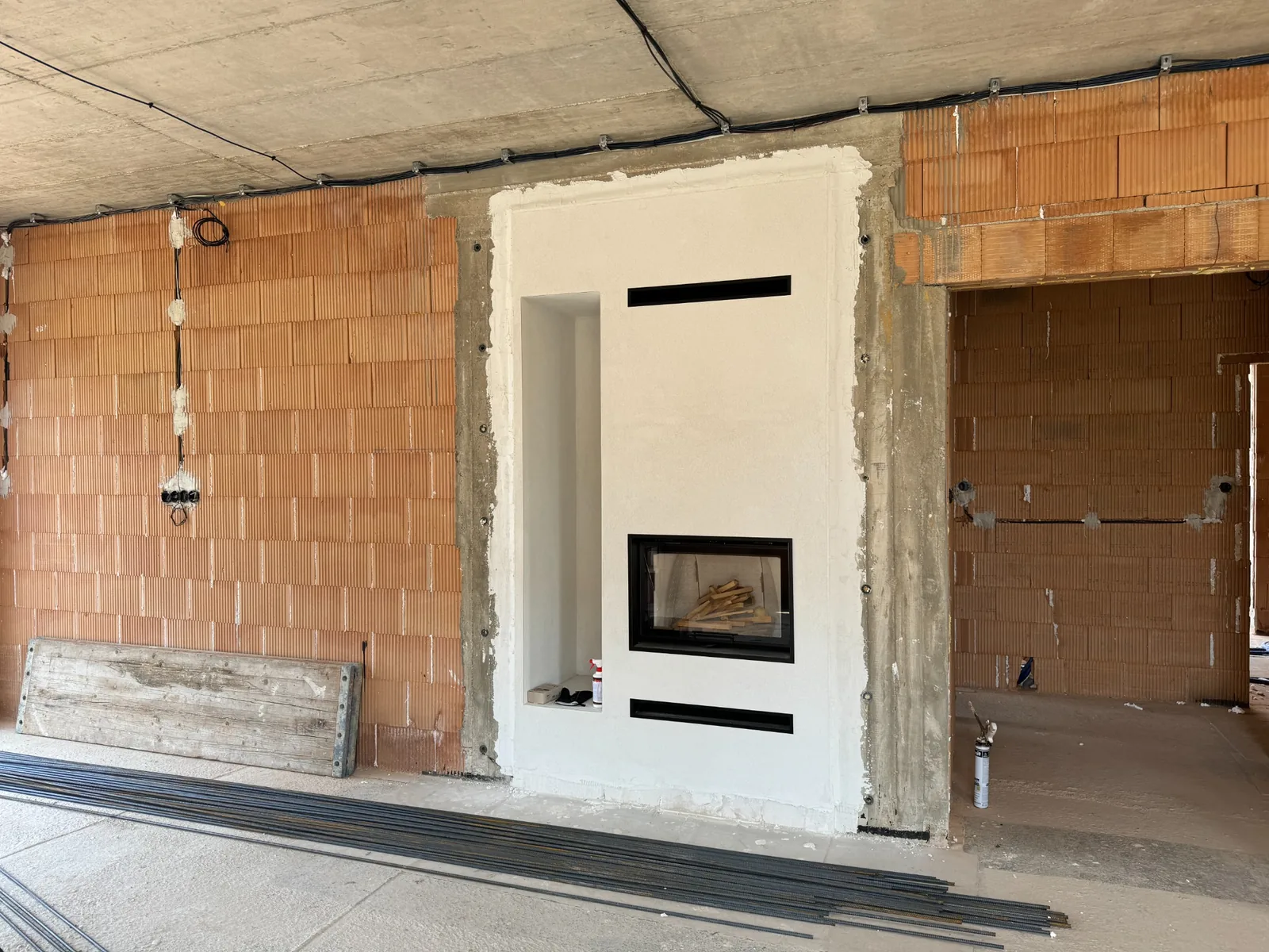 Moderná realizácia krbu 5 – Krby Uváček