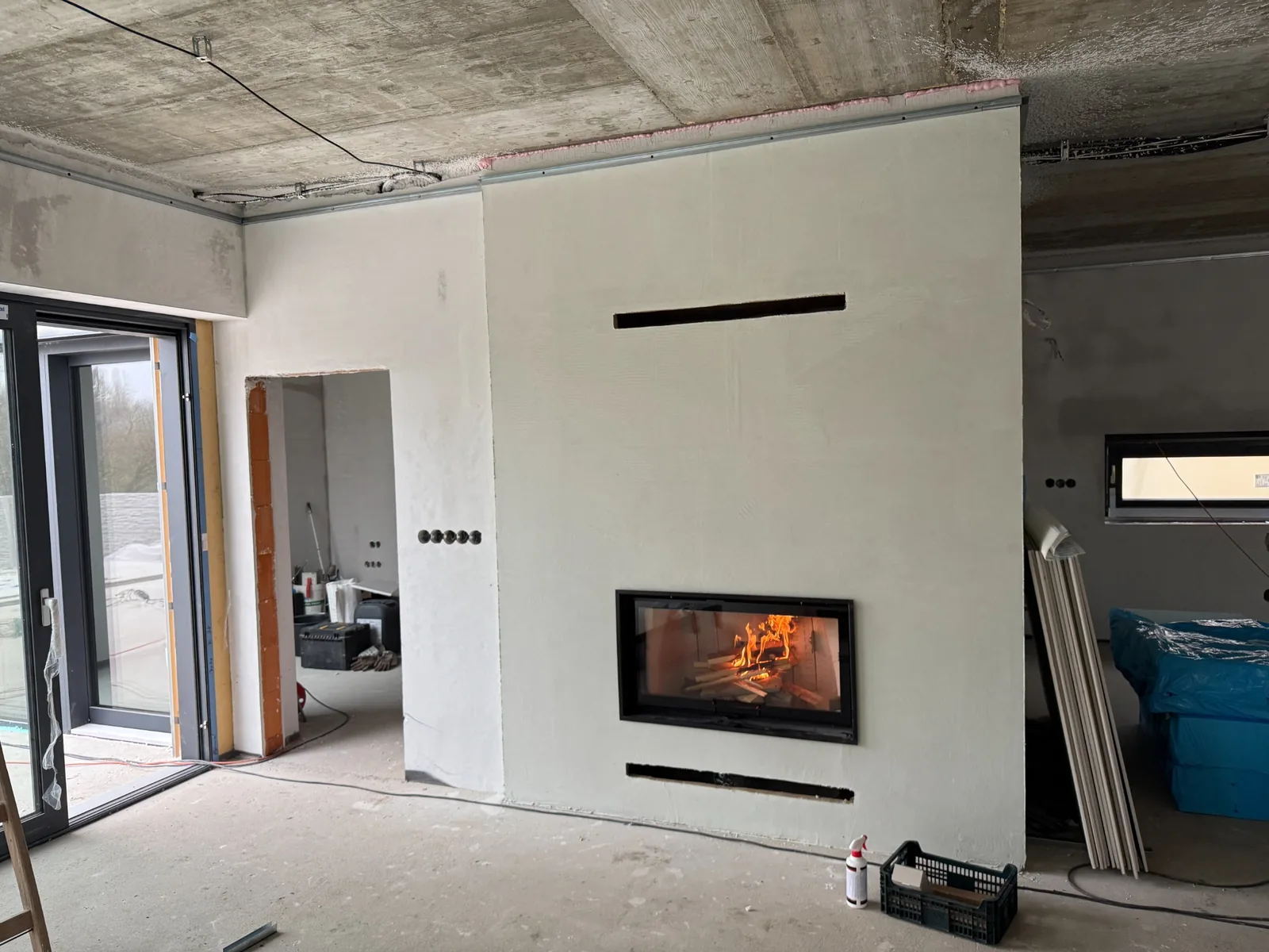 Moderná realizácia krbu 7 – Krby Uváček